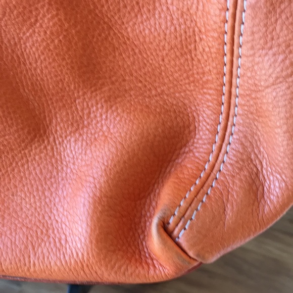 Orange purse - Picture 5 of 5